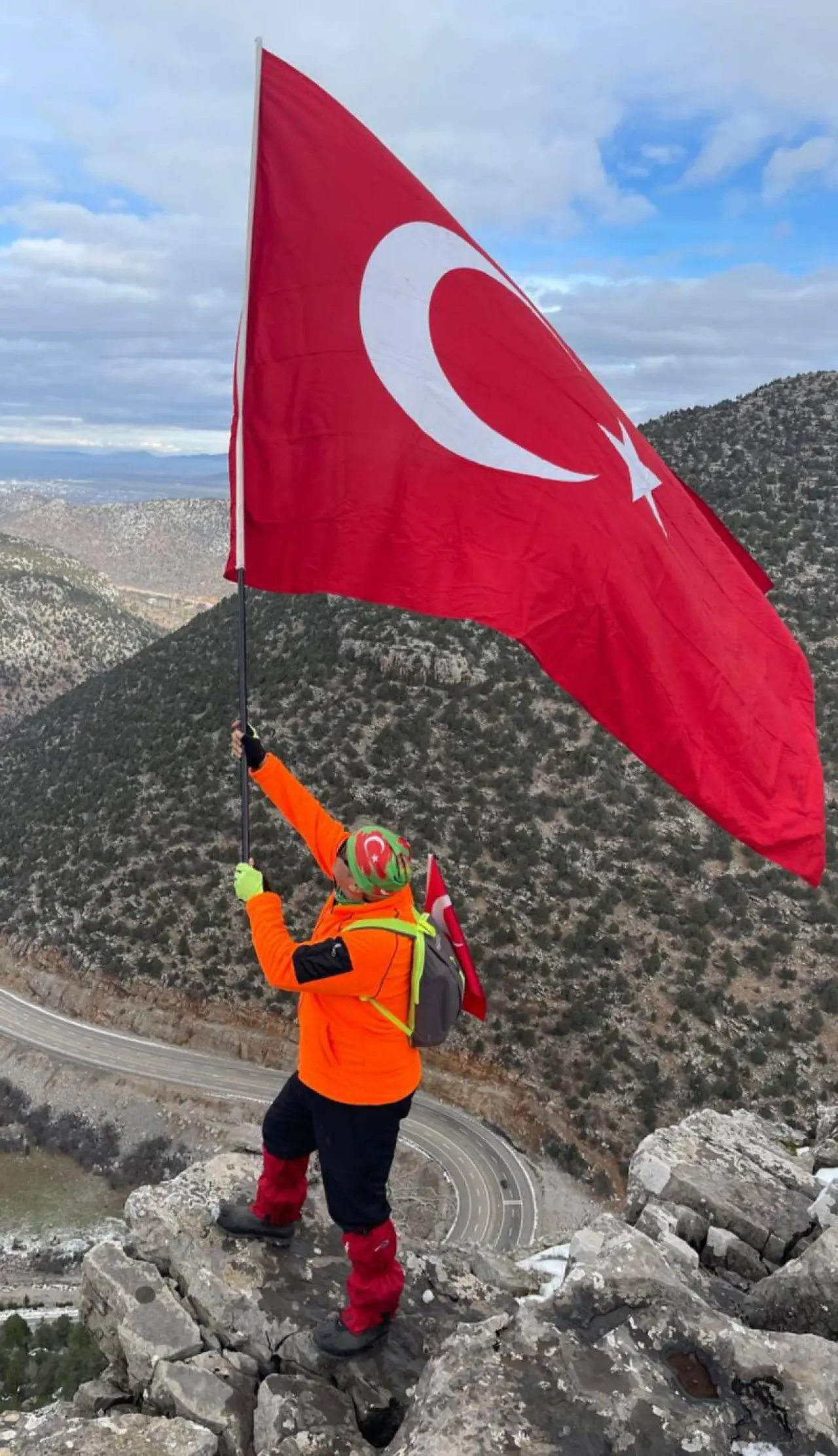 Konya'da kral hareket: Kurt Kayalarına bayrak için tırmandılar 2