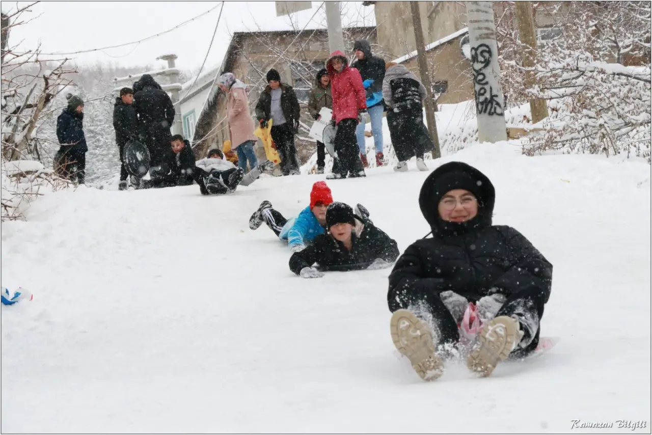 Konya'nın doğal kayak pisti: Tepsiyi kapan sahneye çıktı 2