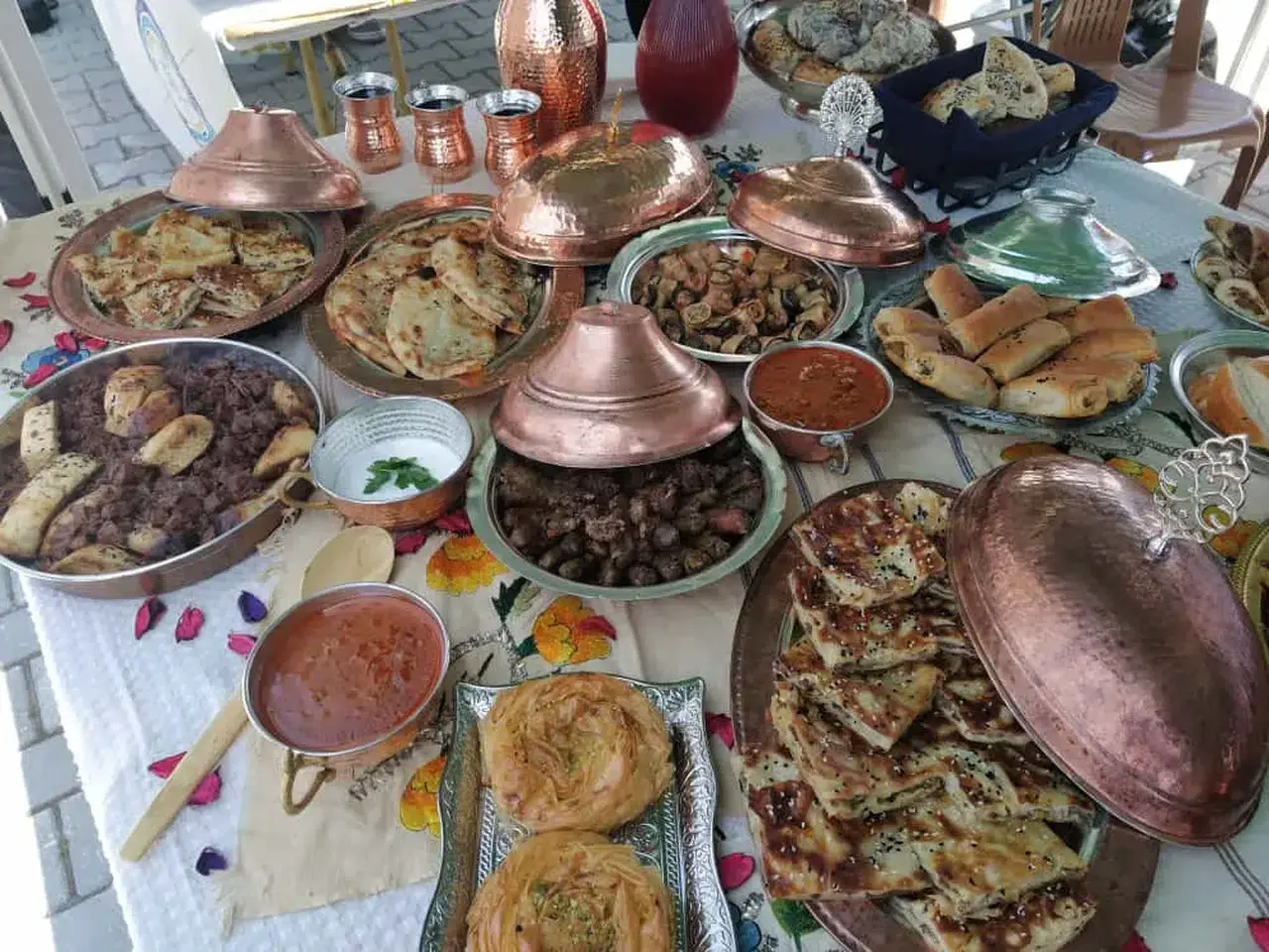 Konya’nın meşhur lezzeti bin TL oldu: Menüler görücüye çıktı 1