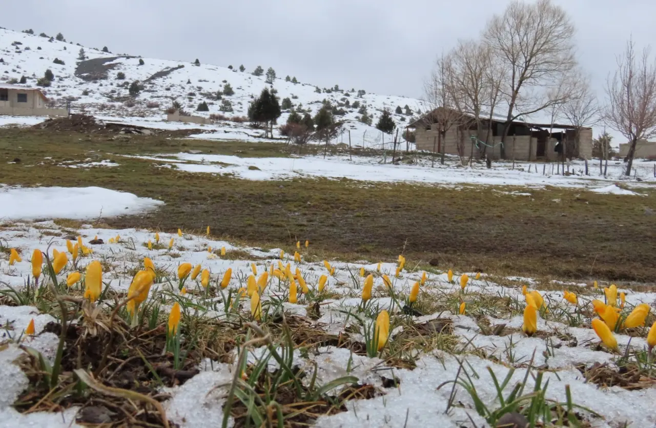 Konya’da bayram fotoğrafları renklenecek: Dipsiz Göl bekliyor 13