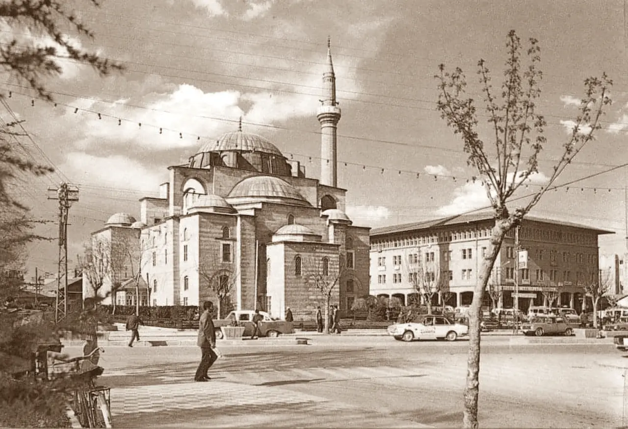 Konyalıları maziye götüren fotoğraflar: Şehrin bu halini hiç gördünüz mü? 5