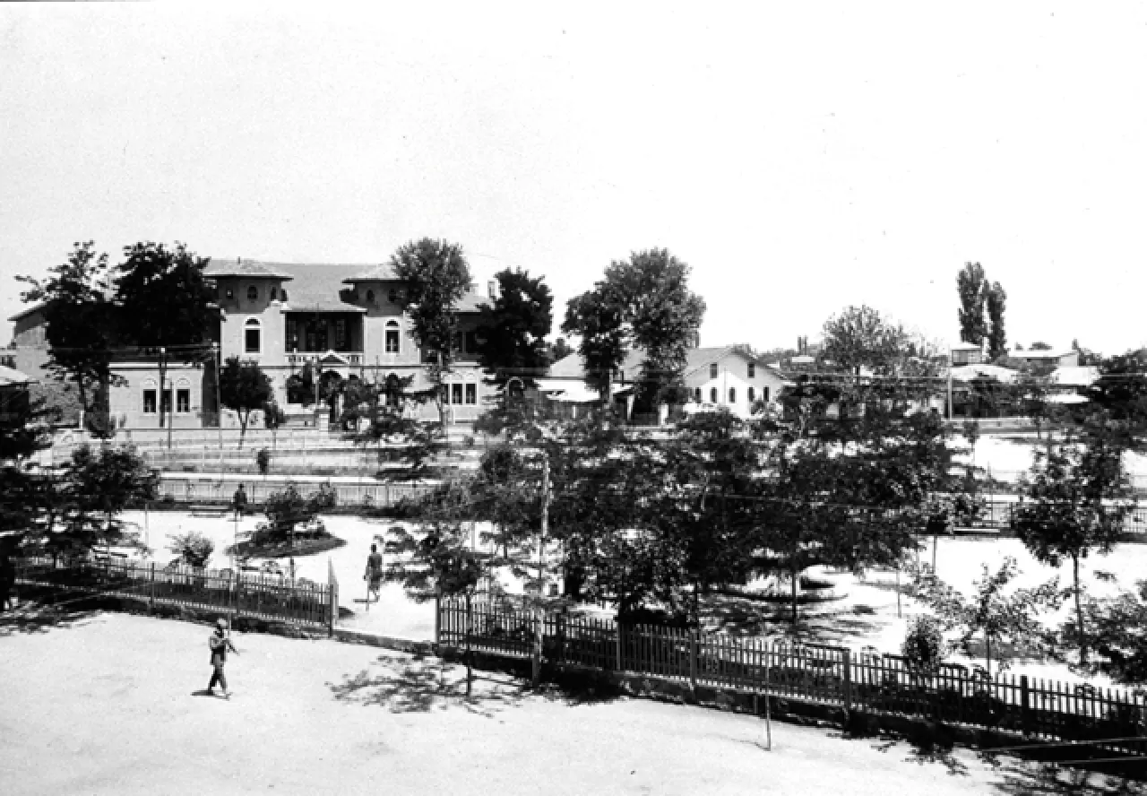 Konyalıları maziye götüren fotoğraflar: Şehrin bu halini hiç gördünüz mü? 6