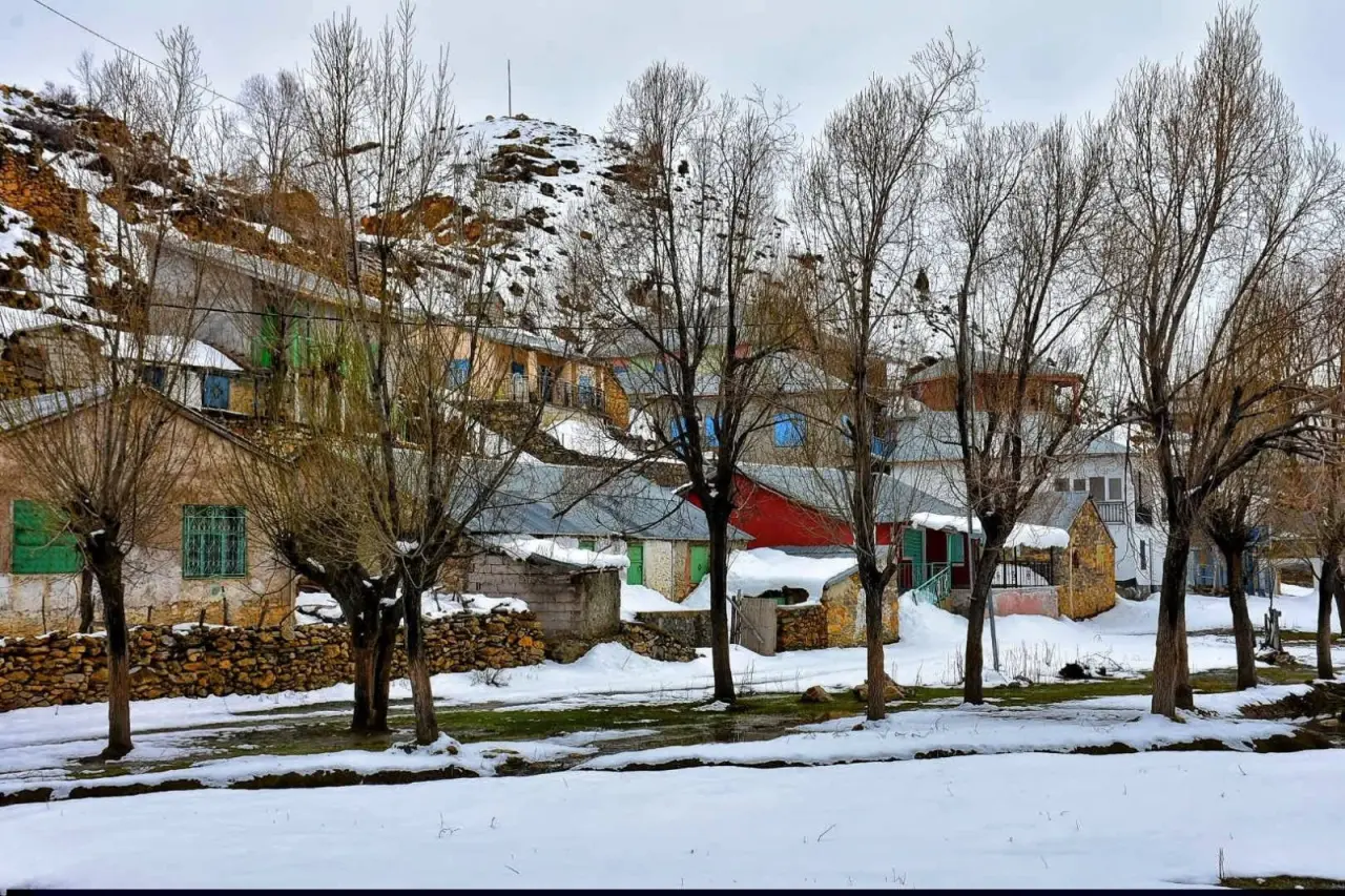 Konya’nın en renkli rotası: Hisarlık beyaz örtüyle baharı karşıladı 6