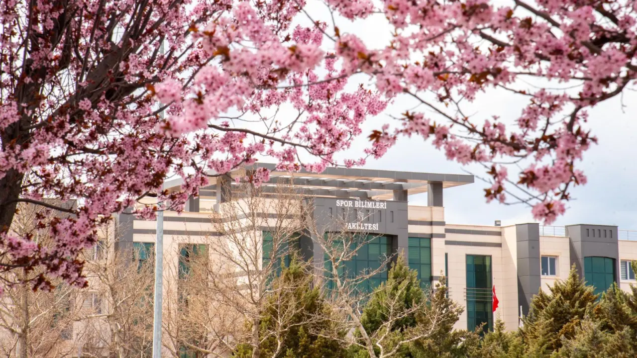 Konya’ya bahar geldi: Masalsı güzellikler ortaya çıktı 16