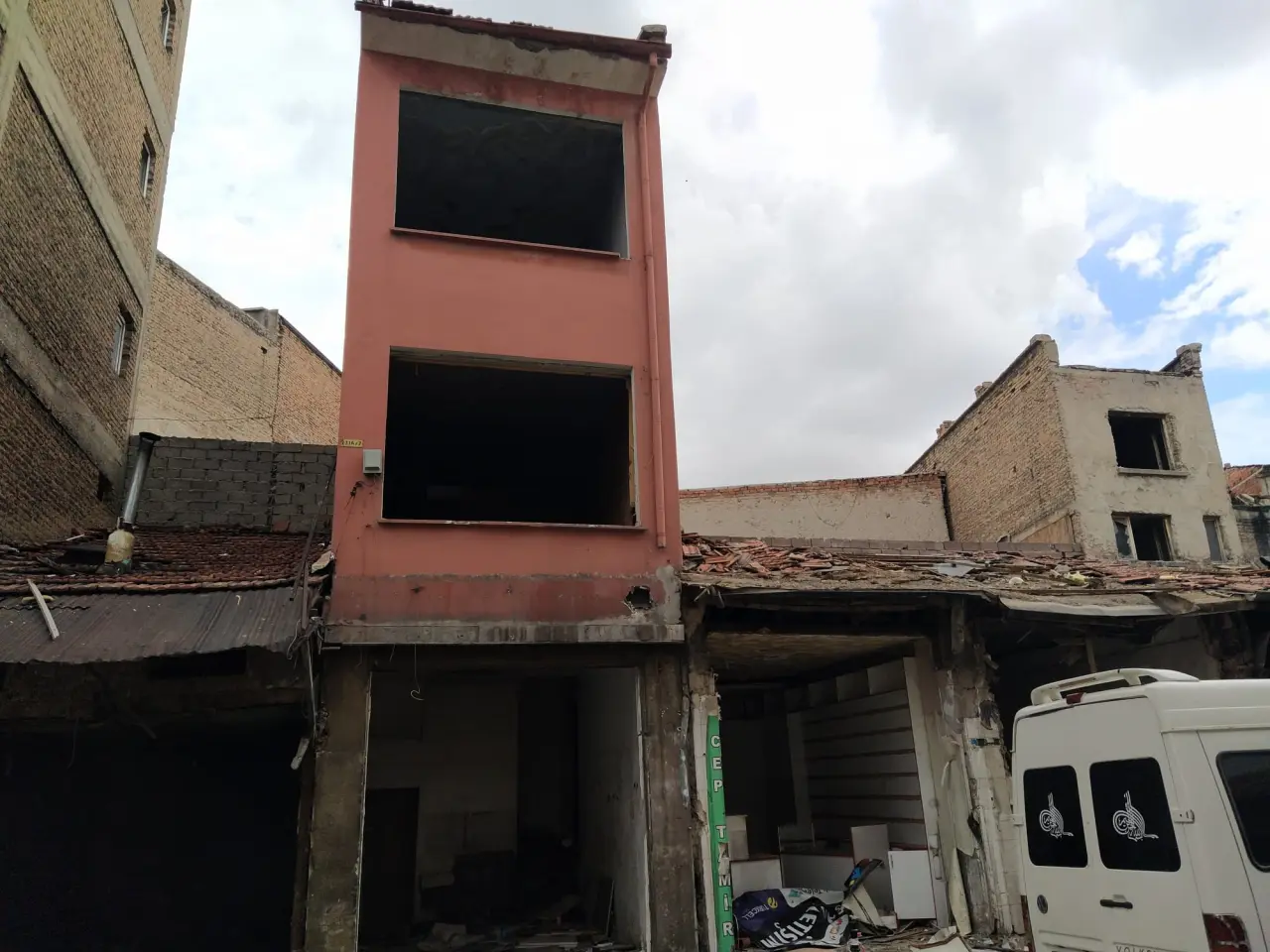 Konya'nın Yeni Çarşısına veda zamanı: Tarihi dükkanlar yıkılıyor 5