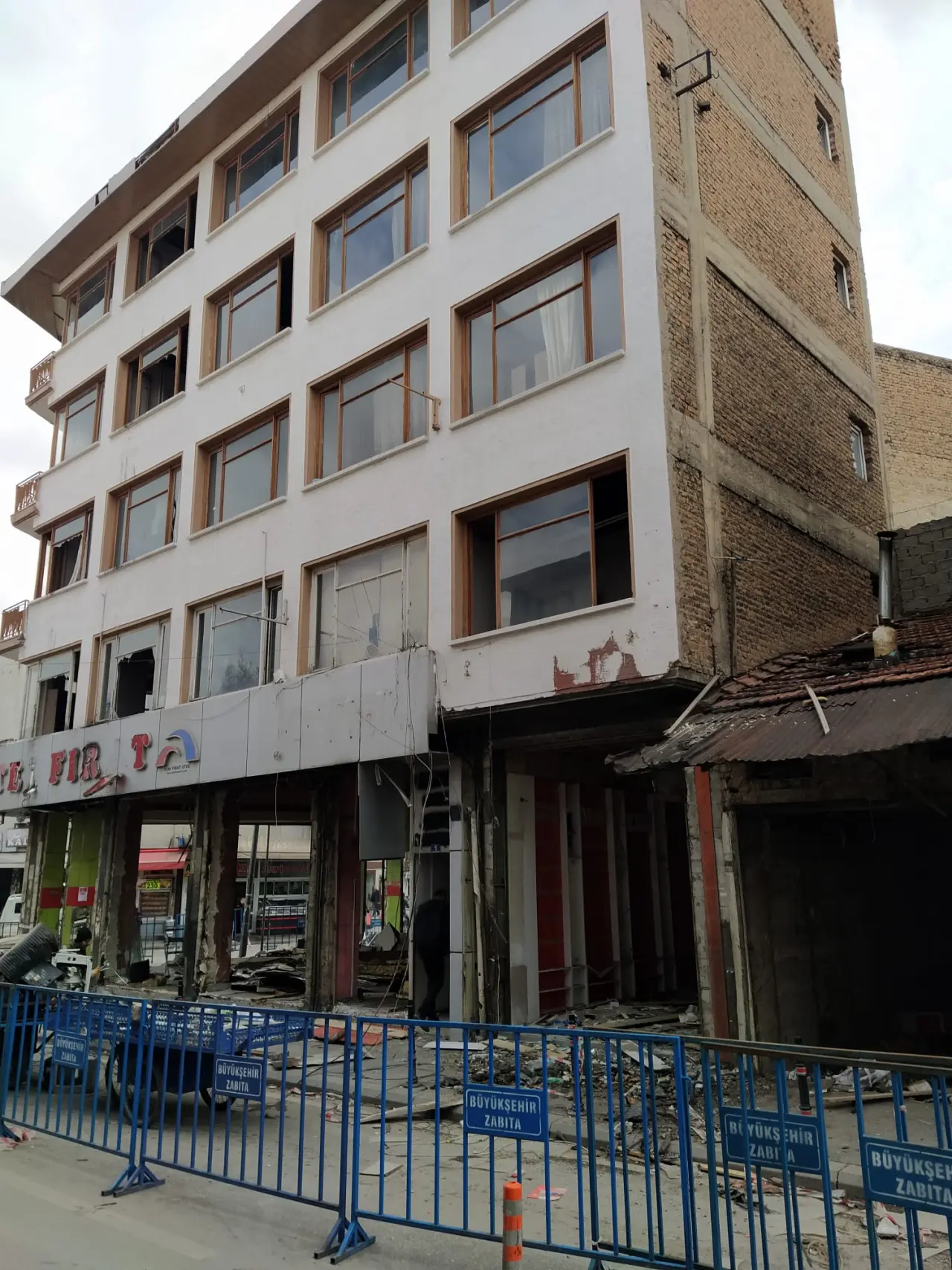 Konya'nın Yeni Çarşısına veda zamanı: Tarihi dükkanlar yıkılıyor 4