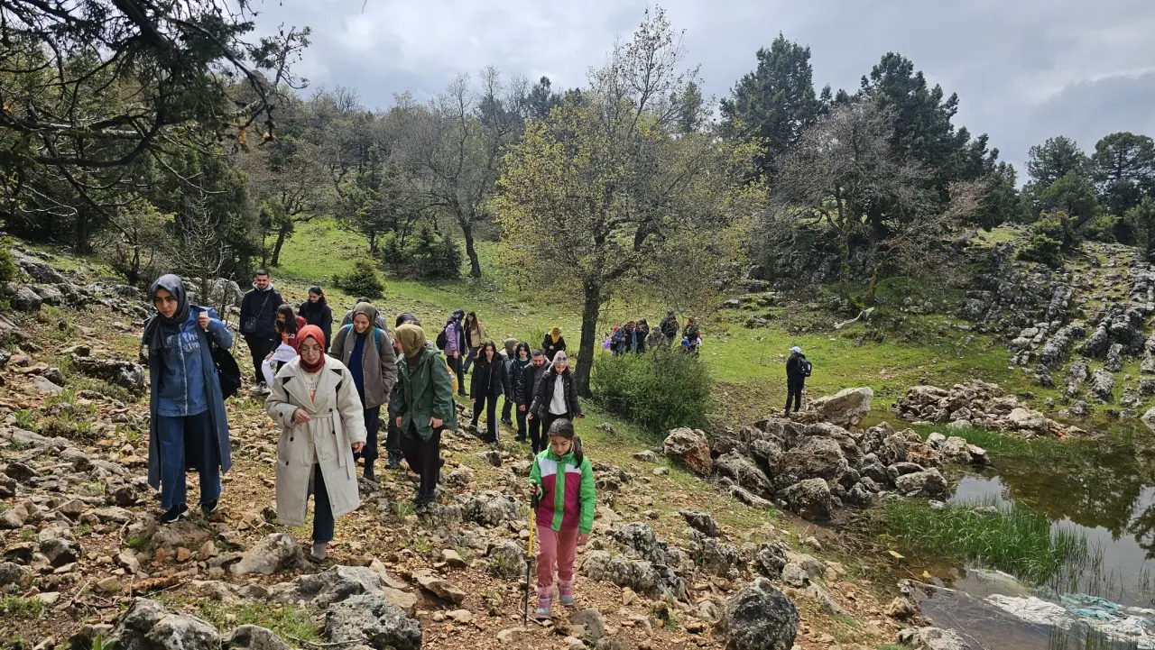 Konya’nın masalsı güzelliğini keşfettiler: Ayı Gülü resital sundu 10