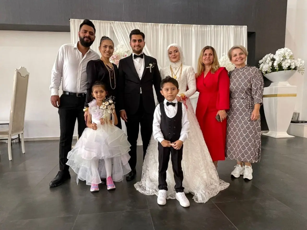 Babaanneden tek torununa takı sürprizi: Ev, araba, arsa... - 4