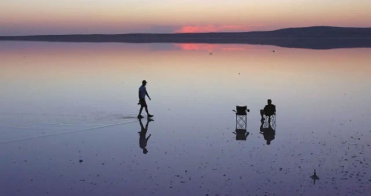 Tuz Gölü'nde renkli gün batımı - Yeni Meram - Konya Haberleri - Güncel  Ekonomi ve Politika Haberleri