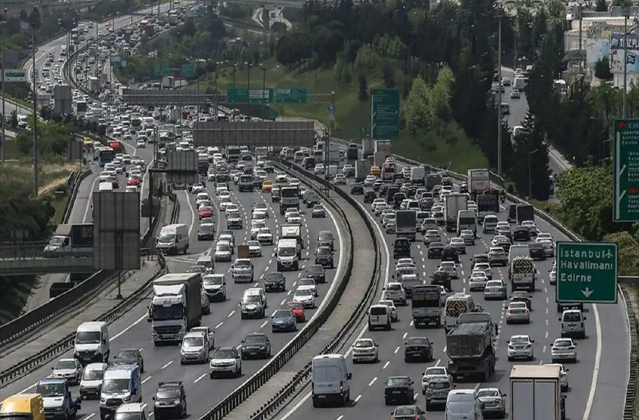 Trafik cezalarında artış yolda: Sahte plakaya 280 bin, makas atana 180 bin TL ceza - Resim : 2