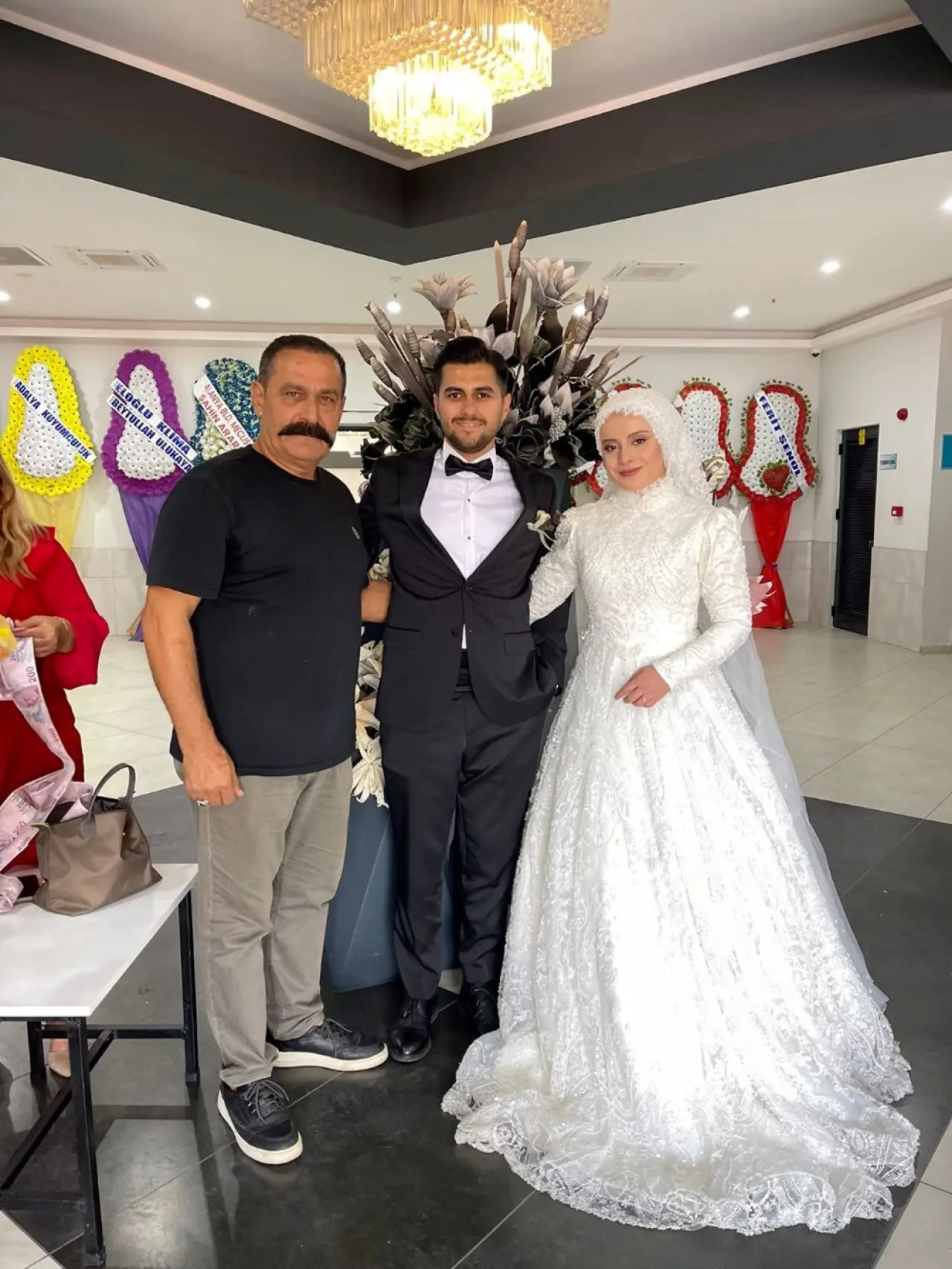 Babaanneden tek torununa takı sürprizi: Ev, araba, arsa... - 3