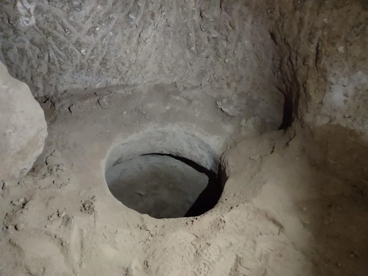 Yer altı şehrini talan etmişler! Define arayan zanlılar suçüstü yakalandı - 2. Resim