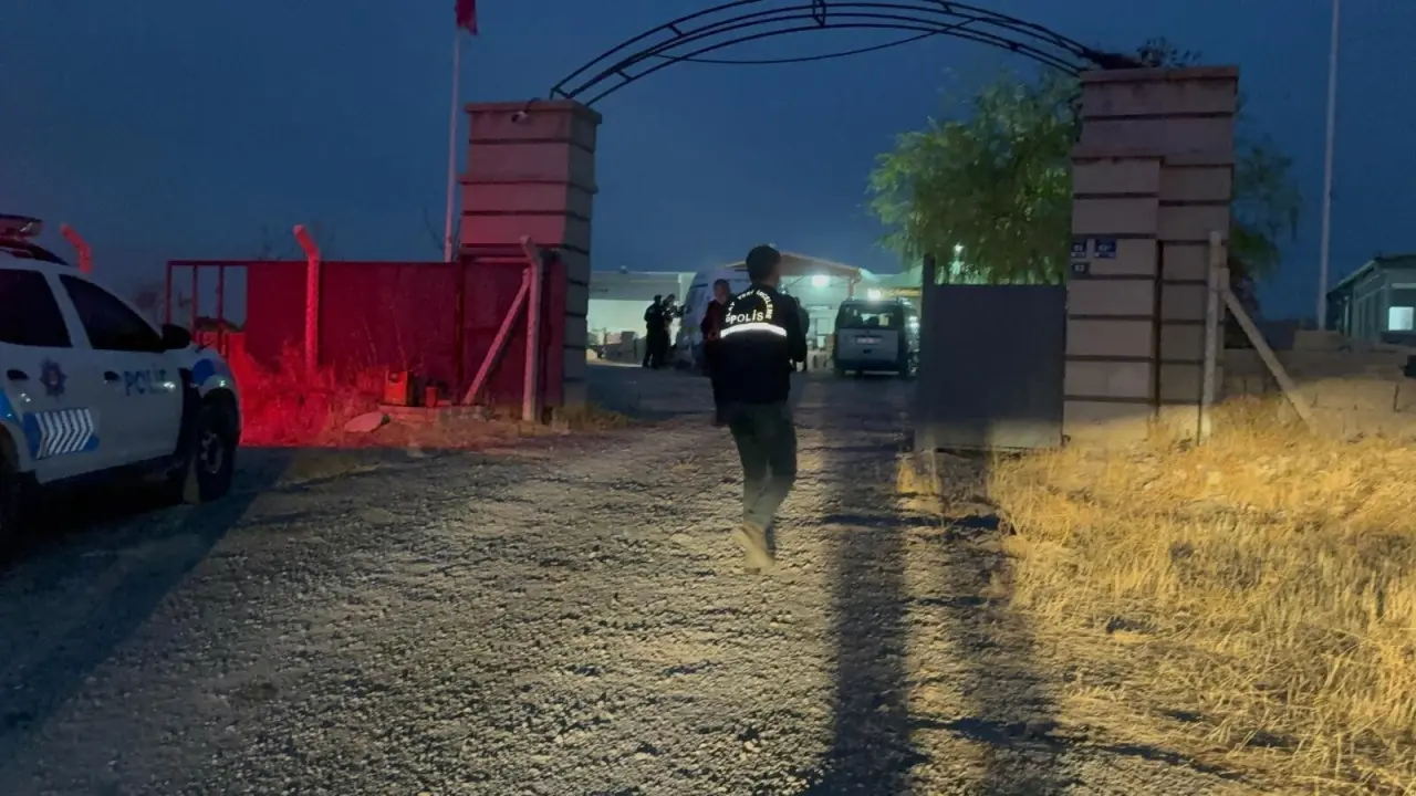 Miras kavgasında yeğen dehşeti! Amcası ve 3 kişiyi bıçakladı - 1. Resim