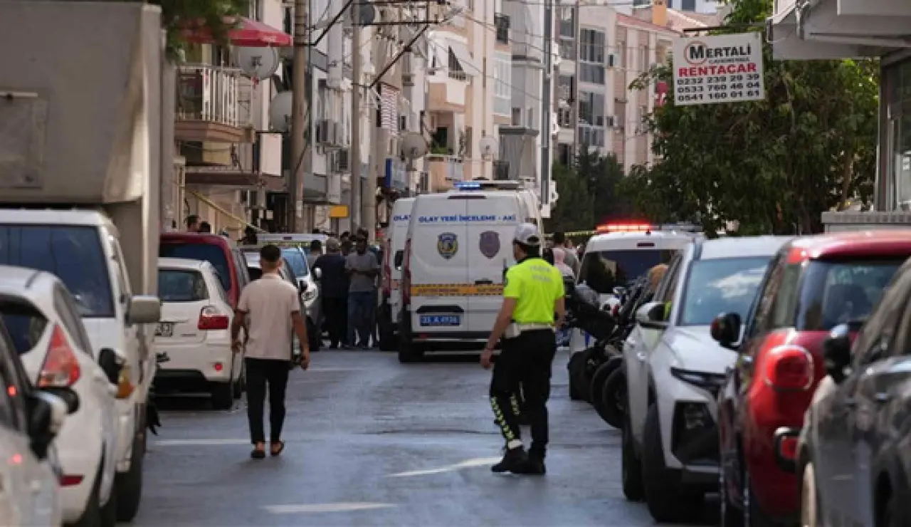 İzmir’deki karakol saldırısında bir polis daha şehit oldu: Şehit sayısı 3’e yükseldi - Resim : 1