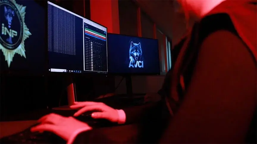 Türk polisinin geliştirdiği yapay zekâ: AVCI dijital dünyada suçluları takip ediyor