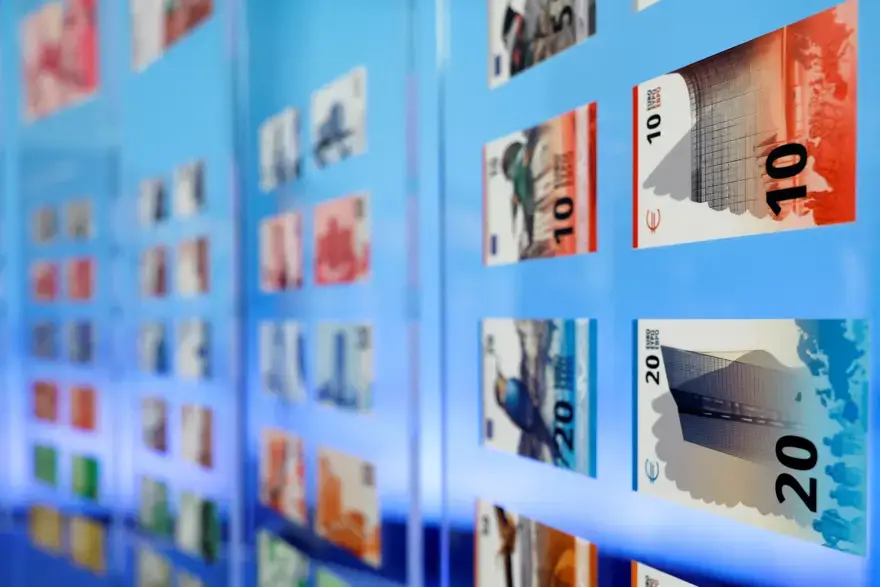 Euro banknotları değişiyor. İşte oylamaya sunulan 10 tasarım 4