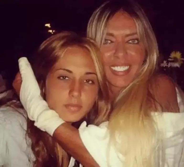 Ahu Tuğbanın kızı annesinden kalanları anlattı: Okkalı bir miras bıraktı, hiç çalışmasam da olur