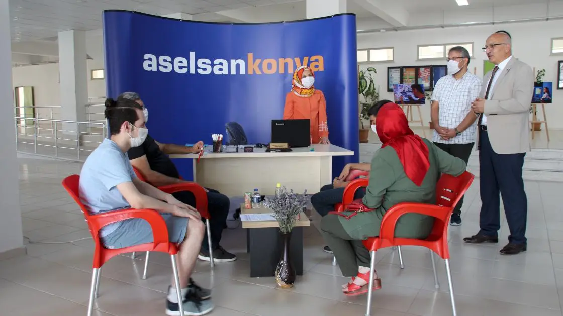 Konya'da açılan ASELSAN Konya Mesleki ve Teknik Anadolu Lisesi öğrencilerini bekliyor