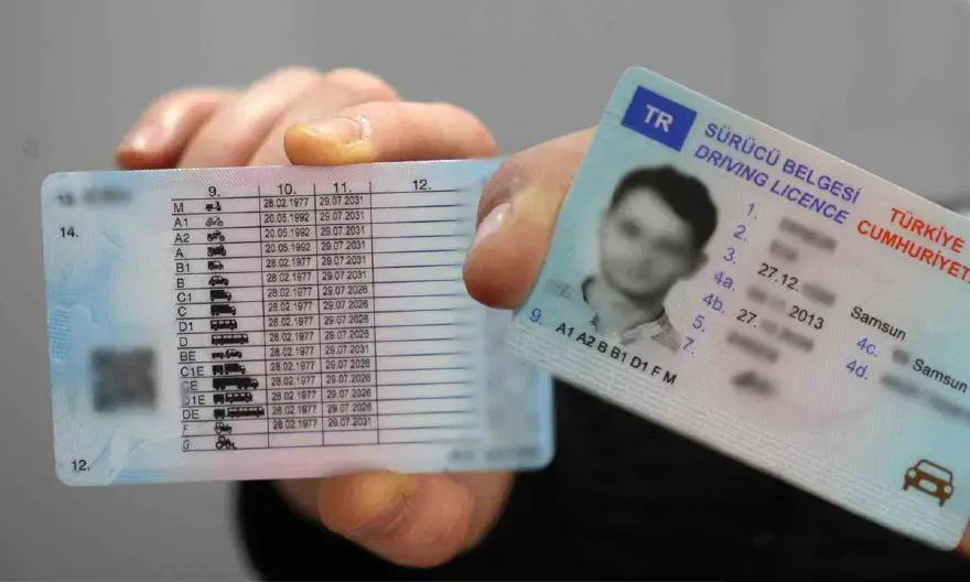 Eski ehliyetler için son gün! Eski tip sürücü belgesini yenisi ile  değiştirme ücreti ne kadar, gerekli belgeler neler? | NTV Haber