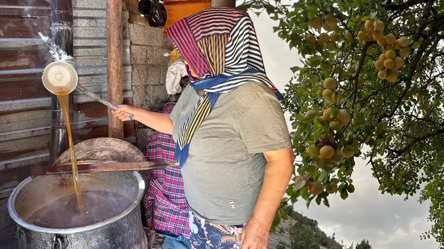 Kilosu 500 TL'den satılıyor. 10 kilodan 1 kilo çıkıyor, yapımı 11 saat sürüyor 