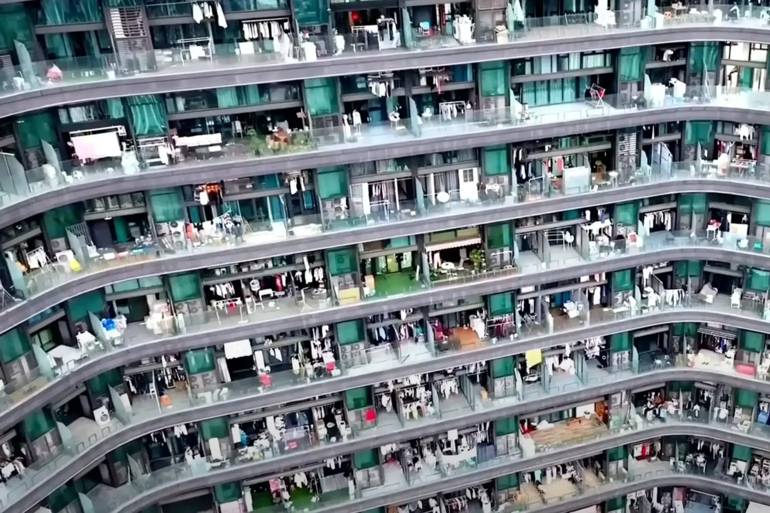 Regent International: The Viral Dystopian Apartment Complex Housing 30,000 in  China