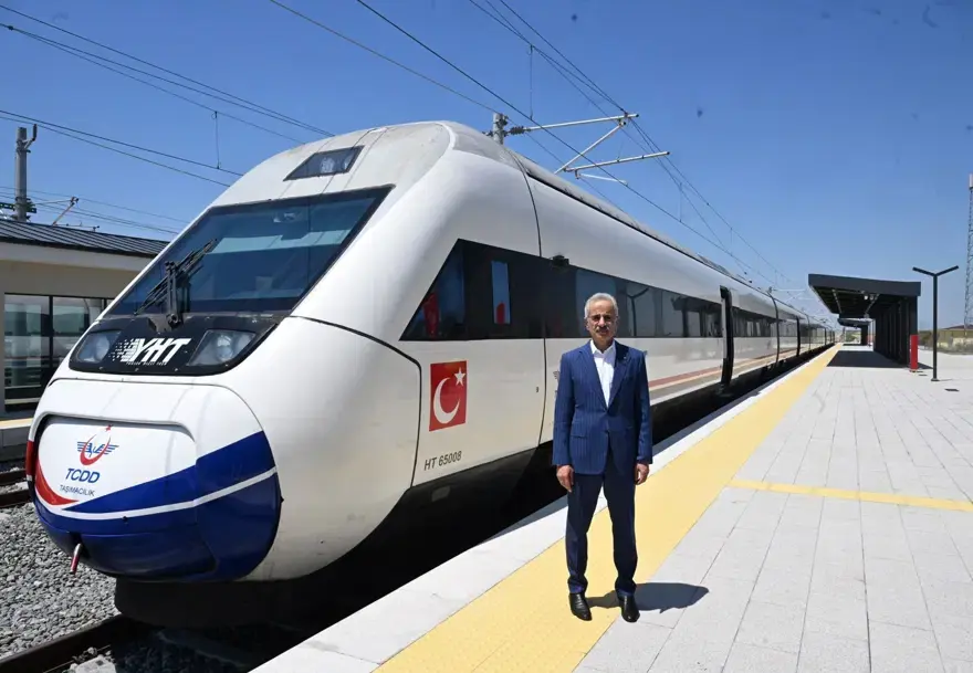 İstanbul Halkalı-Kapıkule hızlı tren hattı hizmet girecek, süre 4 saatten 1,5 saate düşecek 