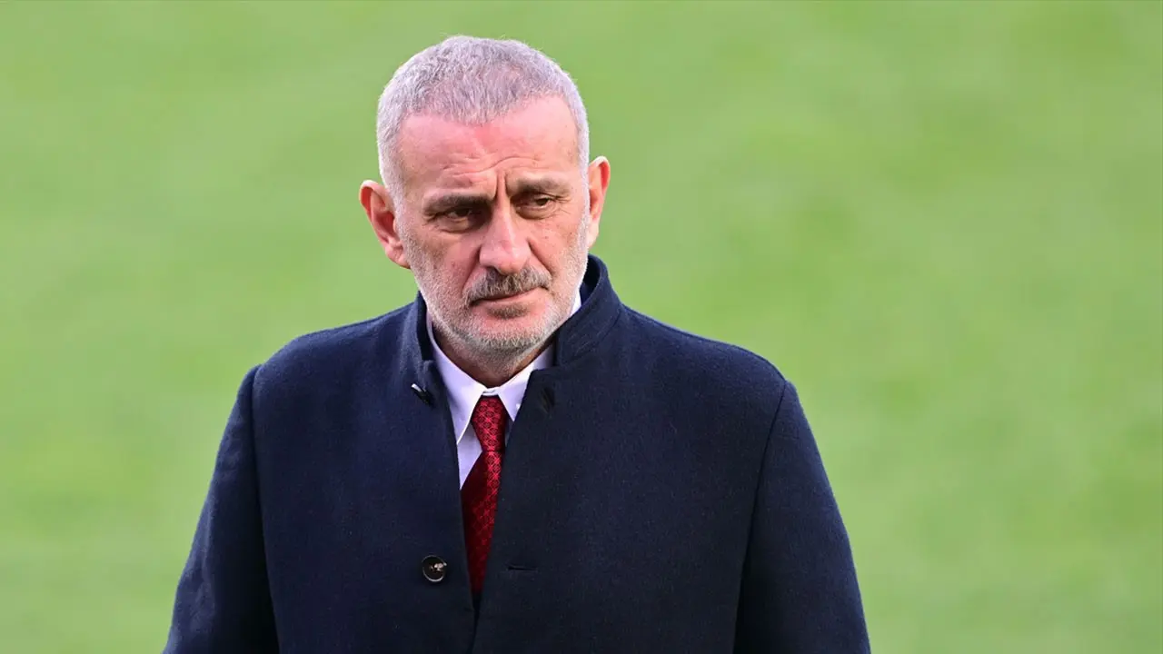 Hacıosmanoğlu'ndan istifa iddiasına yanıt: Türk futbolunun 30 yıllık pisliğini üzerime yıkamazsınız