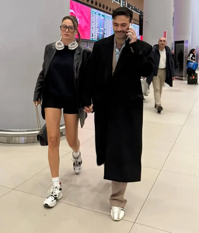 Serenay Sarıkaya ve Mert Demir aşkı tam gaz... Her şey yolunda! - Stil Haberleri