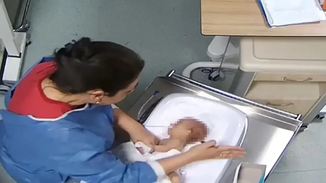 5 günlük bebeği döverek engelli bırakan cani hemşireden akılalmaz savunma. "Mesleğimi en iyi şekilde yapıyordum" dedi 2