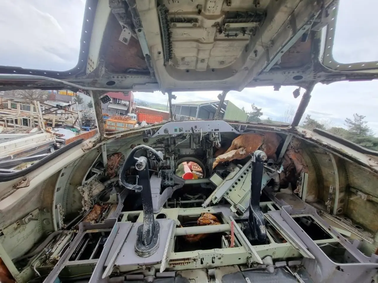 Hurdacıdaki Boeing 747 görenleri şaşkına çeviriyor: 2.5 milyon TL istiyor - Sayfa 10