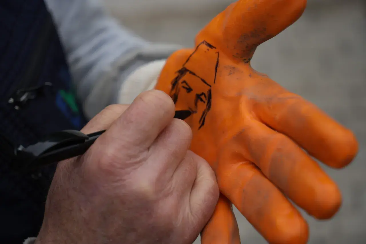 Çöpçüler Kralı'nda Kemal Sunal mikrofon yapmıştı! Onunsa kalemi oldu