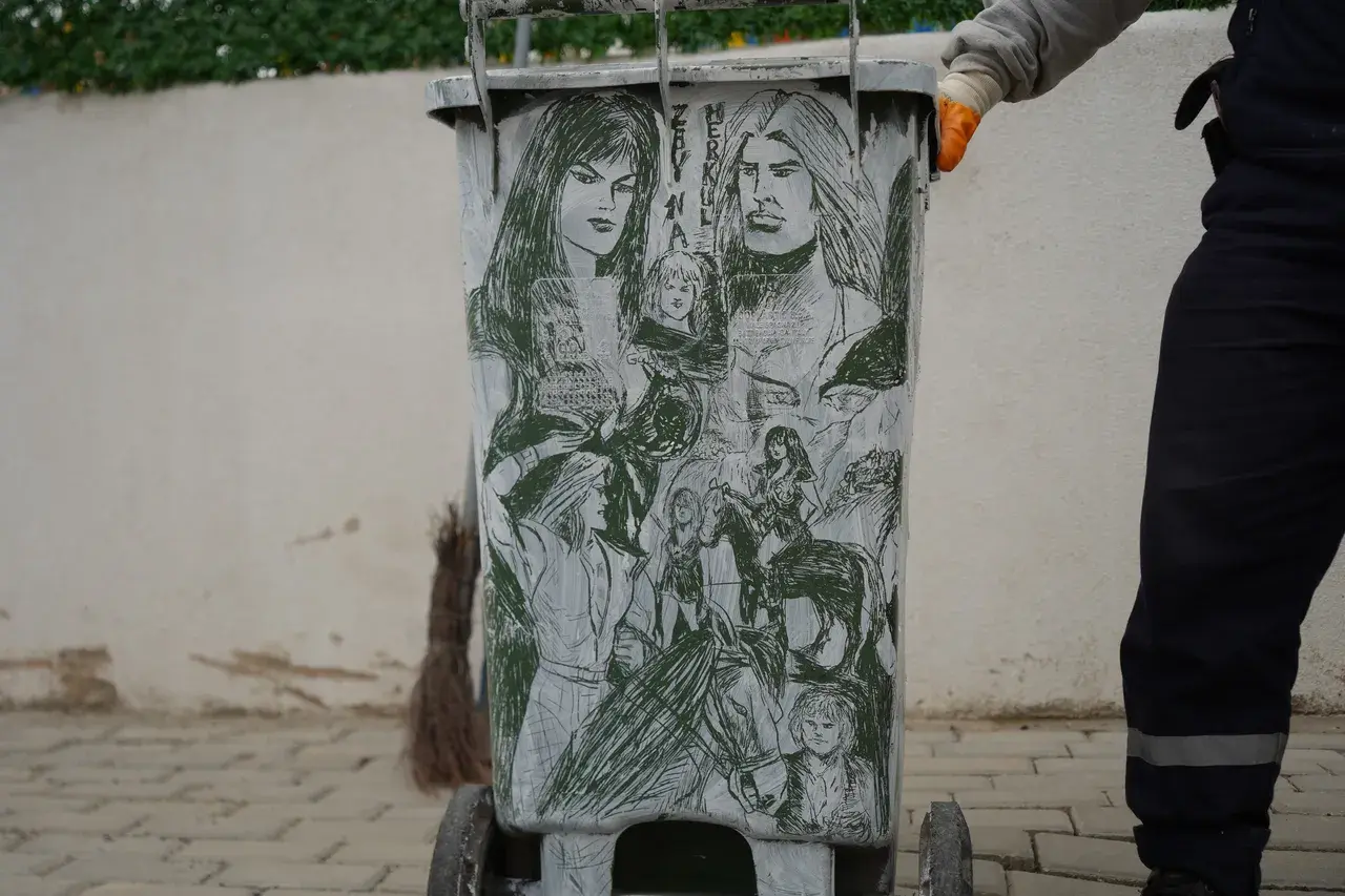 Çöpçüler Kralı'nda Kemal Sunal mikrofon yapmıştı! Onunsa kalemi oldu