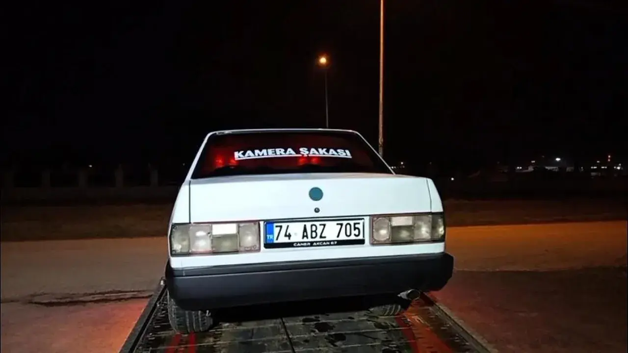 'Dur' ihtarına uymadı! Altındaki arabanın değerinden daha fazla ceza ödeyecek