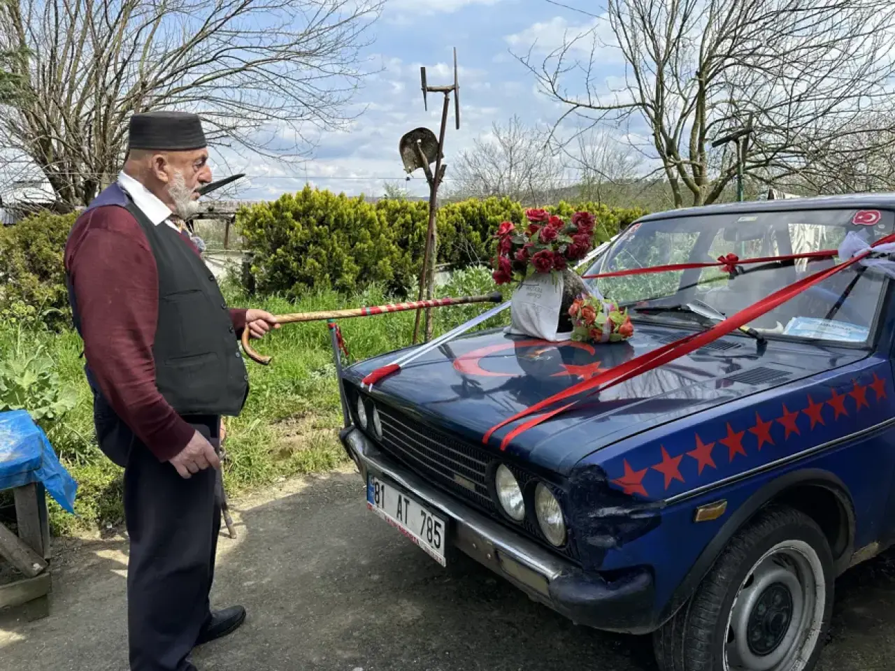 "VATANIMI, BAYRAĞIMI VE EŞİMİ ÇOK SEVİYORUM" 1