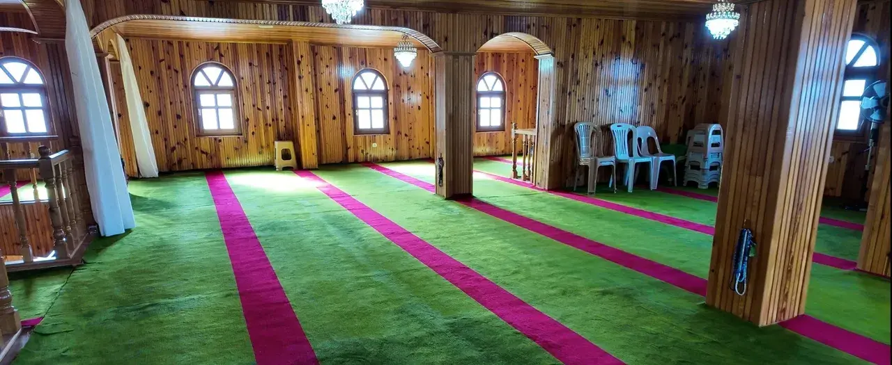 Tek çivi çakılmadan 200 yıldır ayakta! Tarihi caminin yöntemini duyan hayrete düşüyor