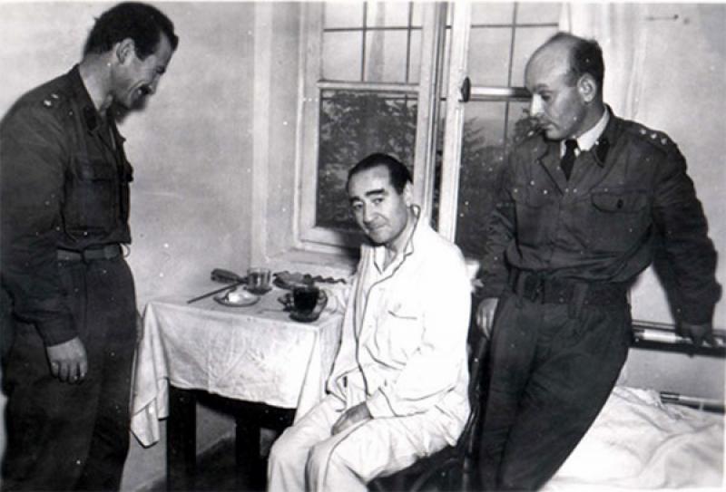 27 Mayıs 1960 Darbesi sonrası Yassıada'da kurulan kurtlar sofrası: Bebek davası, köpek davası… | Independent Türkçe